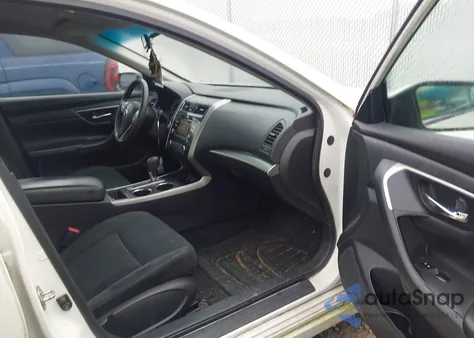 2015 Nissan Altima 2.5/2.5 S/2.5 Sl/2.5 Sv из США, поврежденный, VIN 1N4AL3AP3FN868259